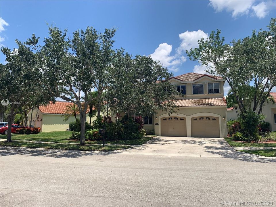 Recently Rented: $4,100 (5 beds, 3 baths, 2378 Square Feet)