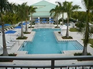 Recently Sold: $100,000 (1 beds, 1 baths, 705 Square Feet)