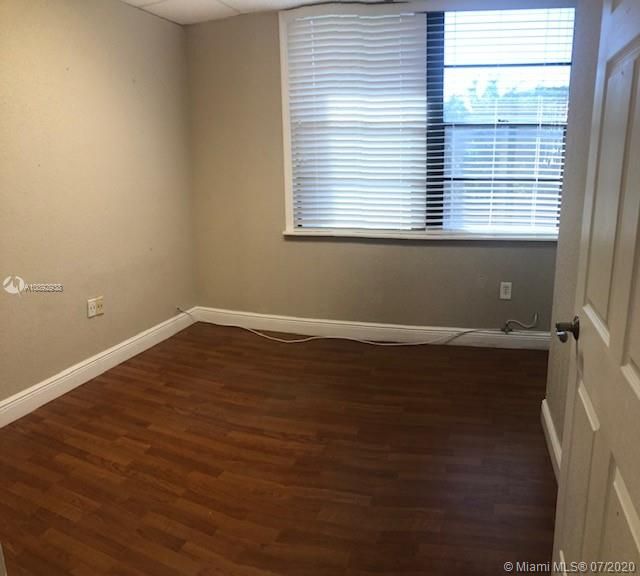 最近租的: $625 (0 贝兹, 0 浴室, 1399 平方英尺)