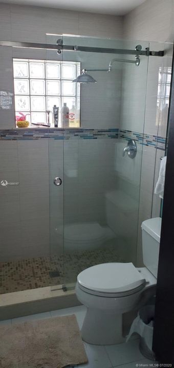 最近租的: $2,800 (3 贝兹, 2 浴室, 1532 平方英尺)