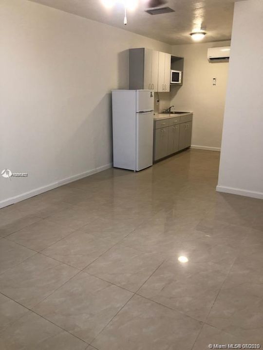 Недавно арендовано: $895 (0 спален, 1 ванн, 0 Квадратных фут)