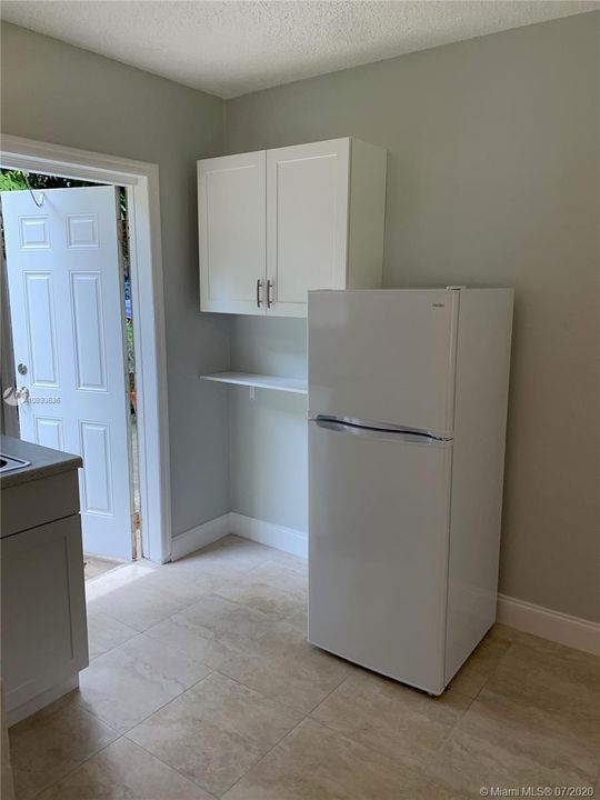 2805 NE 6 Lane Wilton Manors - Walking distance from Drive