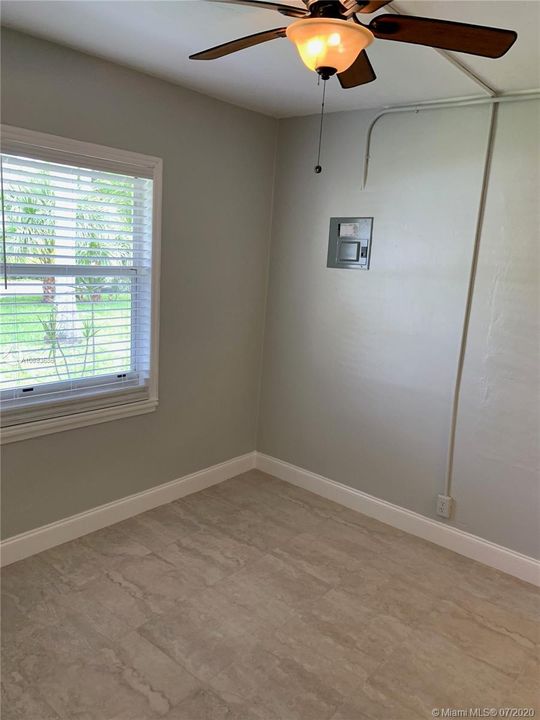 Bedroom -2805 NE 6 Lane Wilton Manors - Walking distance from Drive