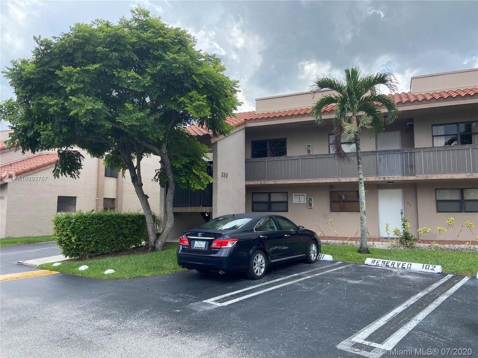 Recently Sold: $174,000 (2 beds, 1 baths, 891 Square Feet)