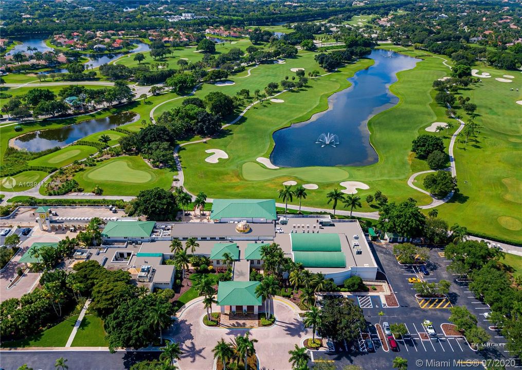 GOLF CLUB AEREAL VIEW