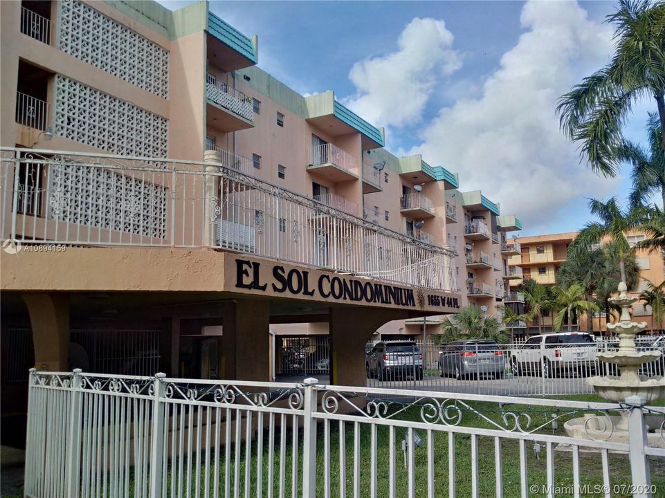 Recently Sold: $140,000 (1 beds, 1 baths, 625 Square Feet)