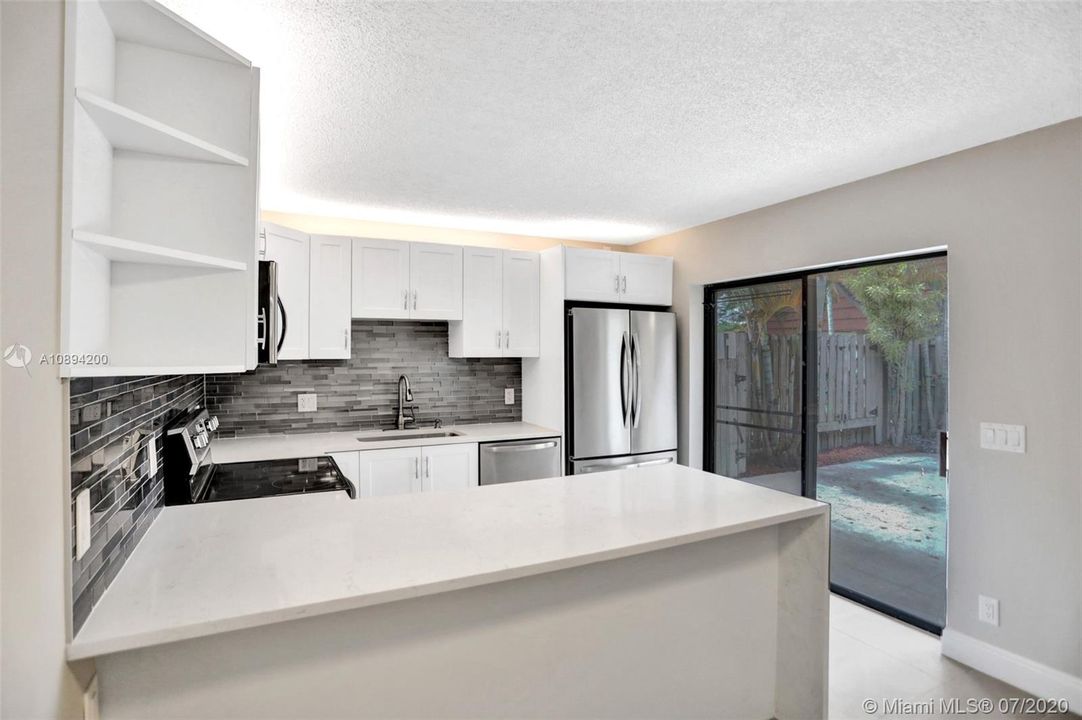 Recently Sold: $274,900 (2 beds, 2 baths, 1372 Square Feet)