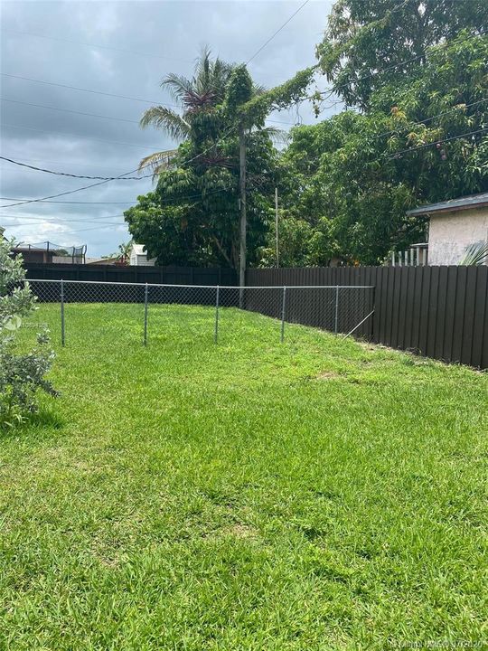 Recientemente alquilado: $1,900 (3 camas, 2 baños, 2262 Pies cuadrados)