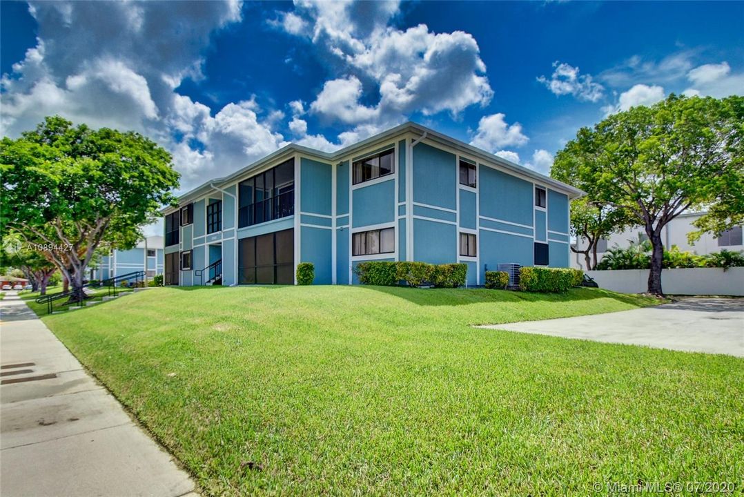 Vendido Recientemente: $150,000 (2 camas, 2 baños, 903 Pies cuadrados)