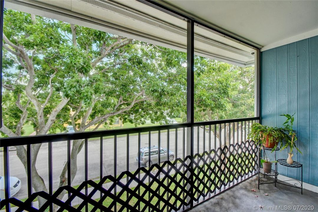 Vendido Recientemente: $150,000 (2 camas, 2 baños, 903 Pies cuadrados)