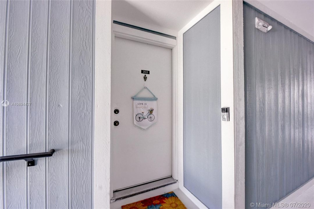 Vendido Recientemente: $150,000 (2 camas, 2 baños, 903 Pies cuadrados)