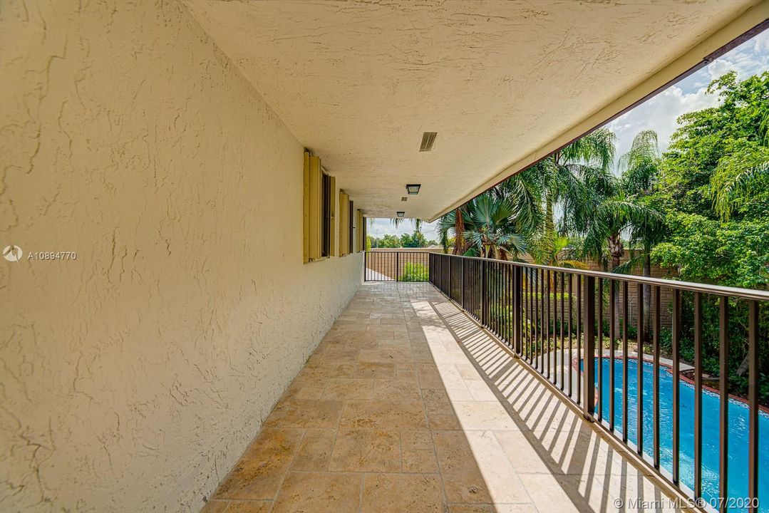 Recently Rented: $3,295 (4 beds, 3 baths, 2517 Square Feet)