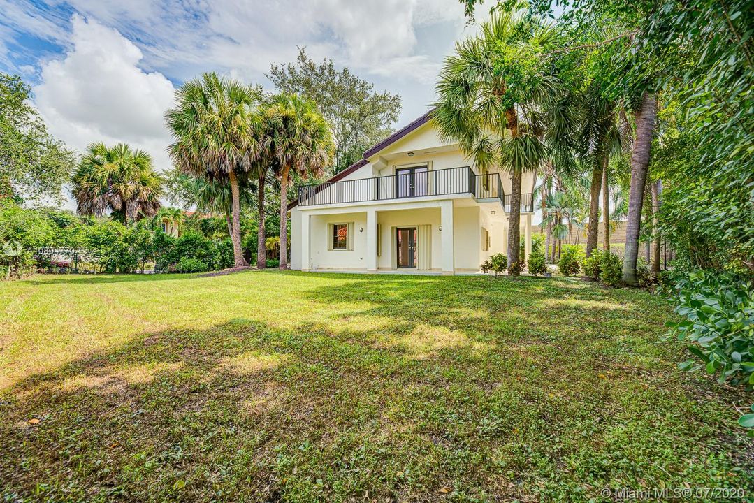 Recently Rented: $3,295 (4 beds, 3 baths, 2517 Square Feet)