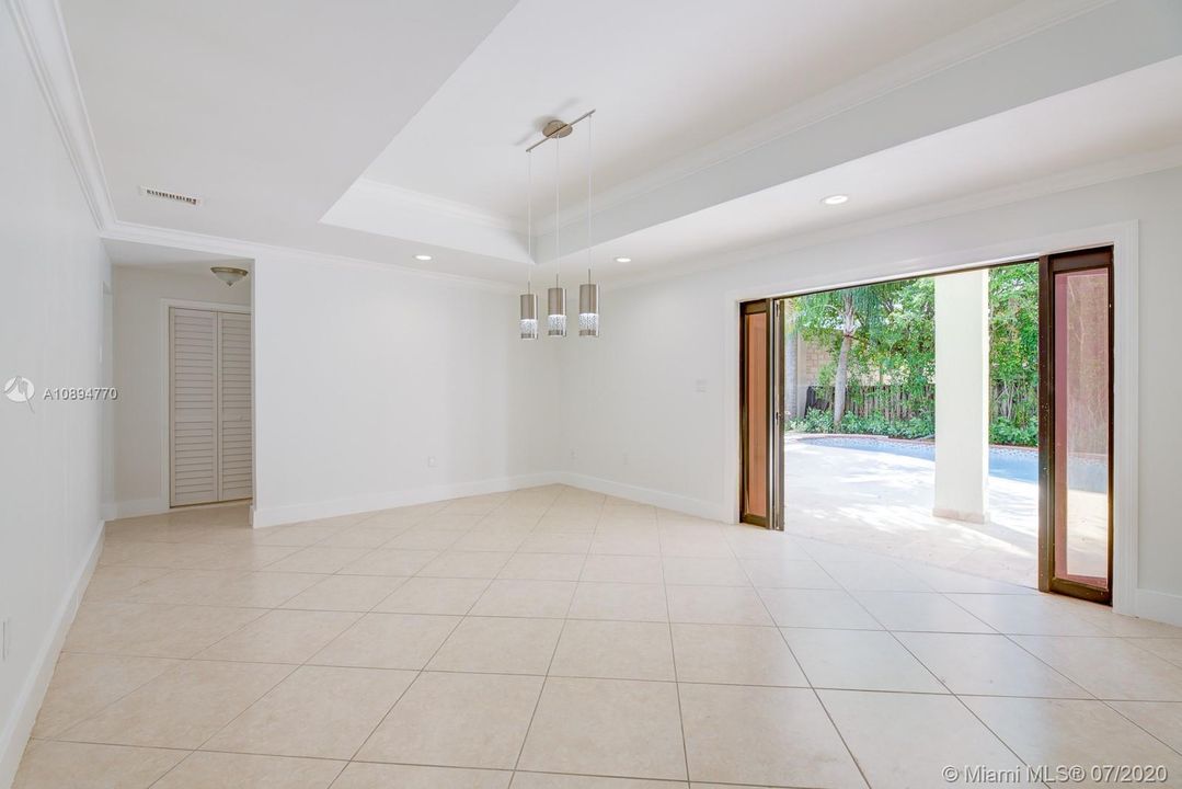 Recently Rented: $3,295 (4 beds, 3 baths, 2517 Square Feet)