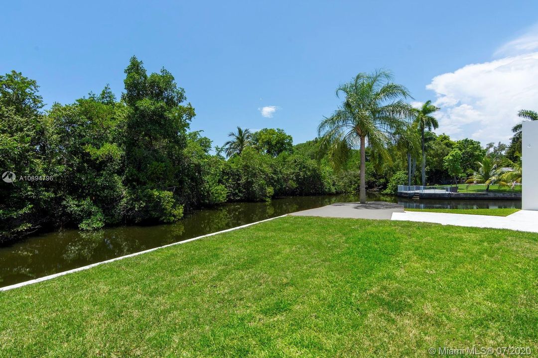 Recently Sold: $1,950,000 (5 beds, 5 baths, 0 Square Feet)
