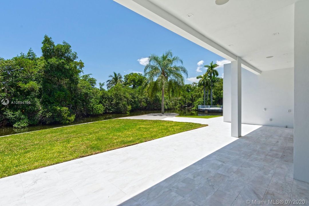 Recently Sold: $1,950,000 (5 beds, 5 baths, 0 Square Feet)