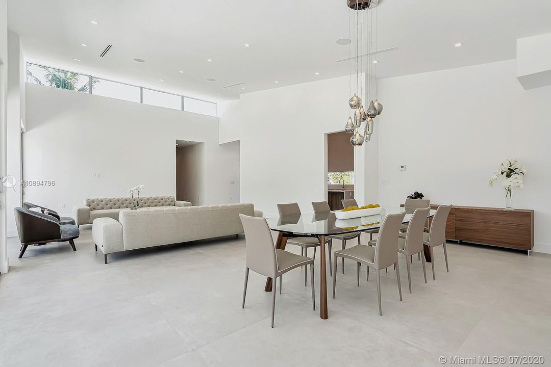 Recently Sold: $1,950,000 (5 beds, 5 baths, 0 Square Feet)