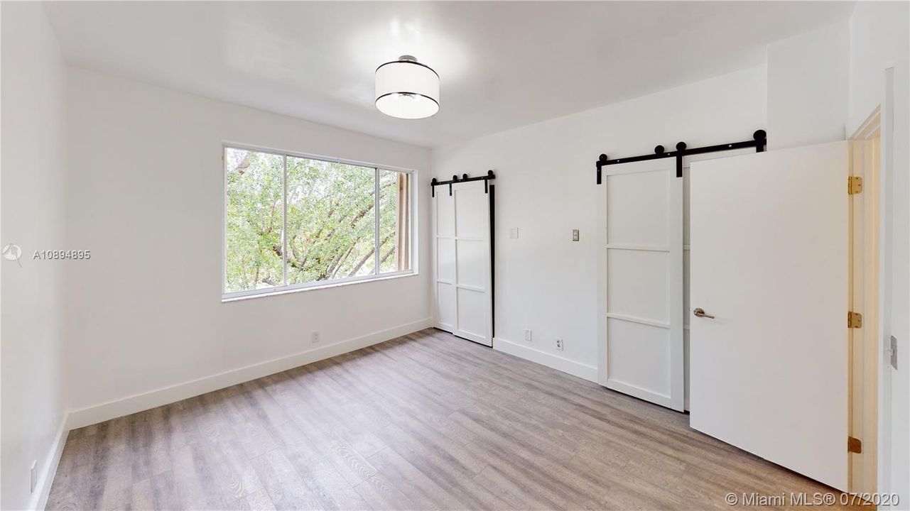Recently Rented: $1,950 (2 beds, 2 baths, 1110 Square Feet)