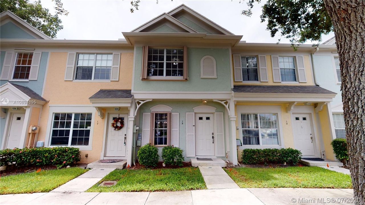 Recently Rented: $1,950 (2 beds, 2 baths, 1110 Square Feet)