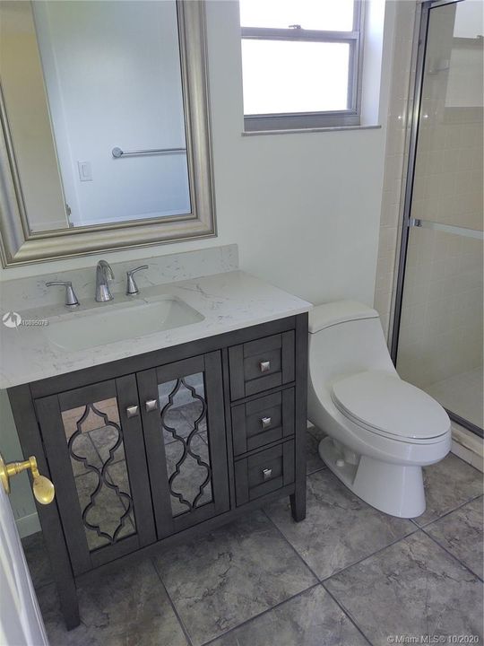 Master bath with really cute vanity