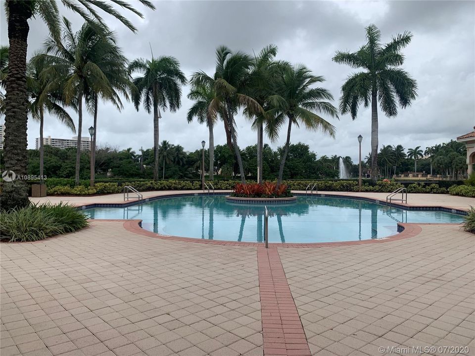 Recently Rented: $10,000 (4 beds, 4 baths, 4232 Square Feet)