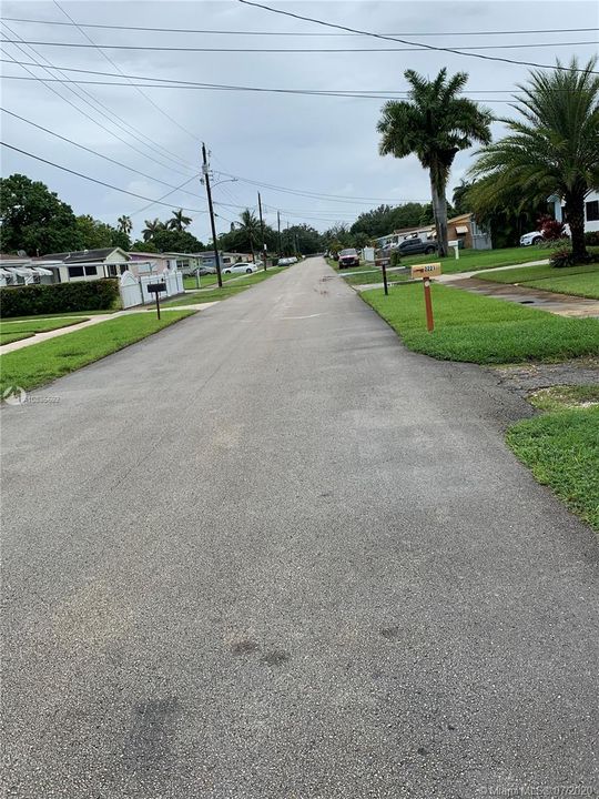 Recently Sold: $280,000 (3 beds, 2 baths, 1435 Square Feet)