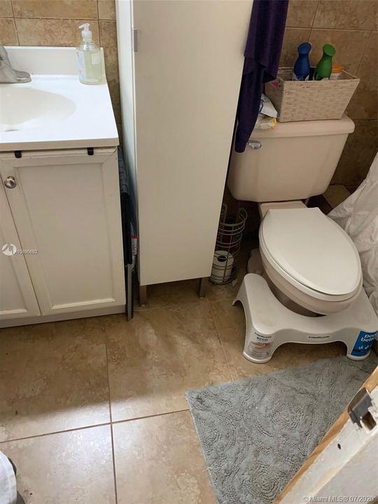 Recently Sold: $280,000 (3 beds, 2 baths, 1435 Square Feet)