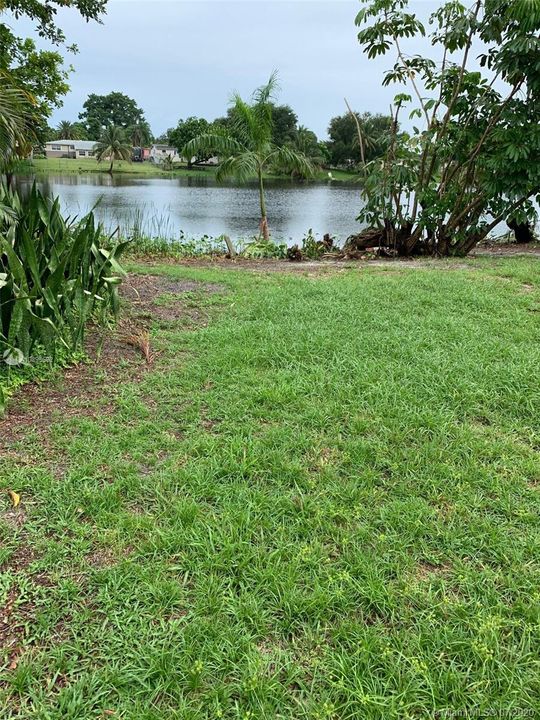 Recently Sold: $280,000 (3 beds, 2 baths, 1435 Square Feet)