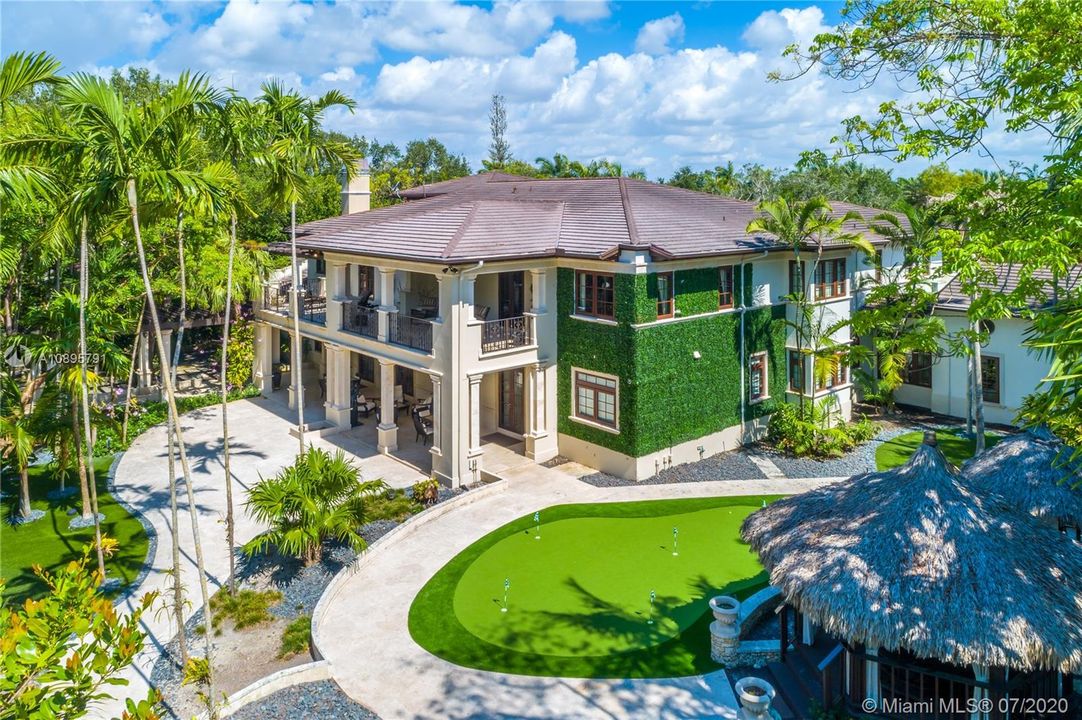 Backyard Mini Golf
