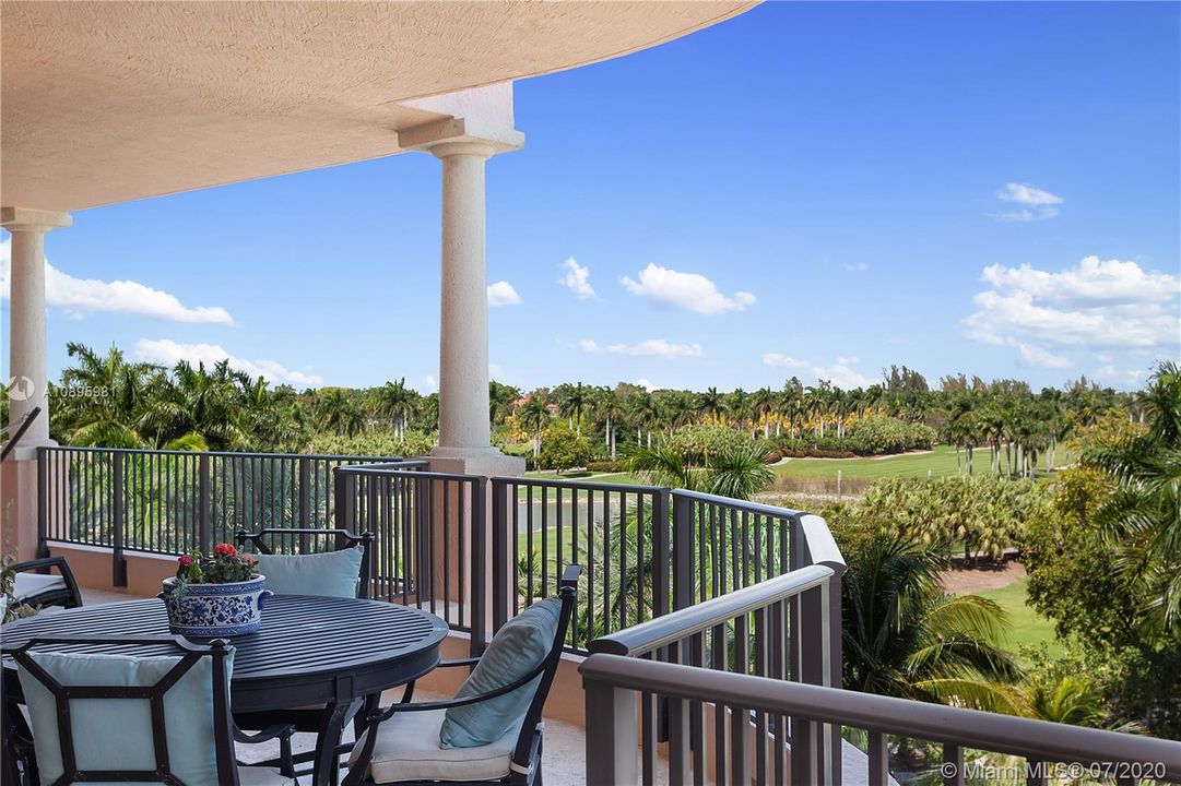 Recently Rented: $7,500 (4 beds, 4 baths, 3288 Square Feet)