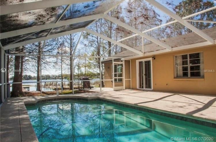 Vendido Recientemente: $249,900 (3 camas, 3 baños, 0 Pies cuadrados)