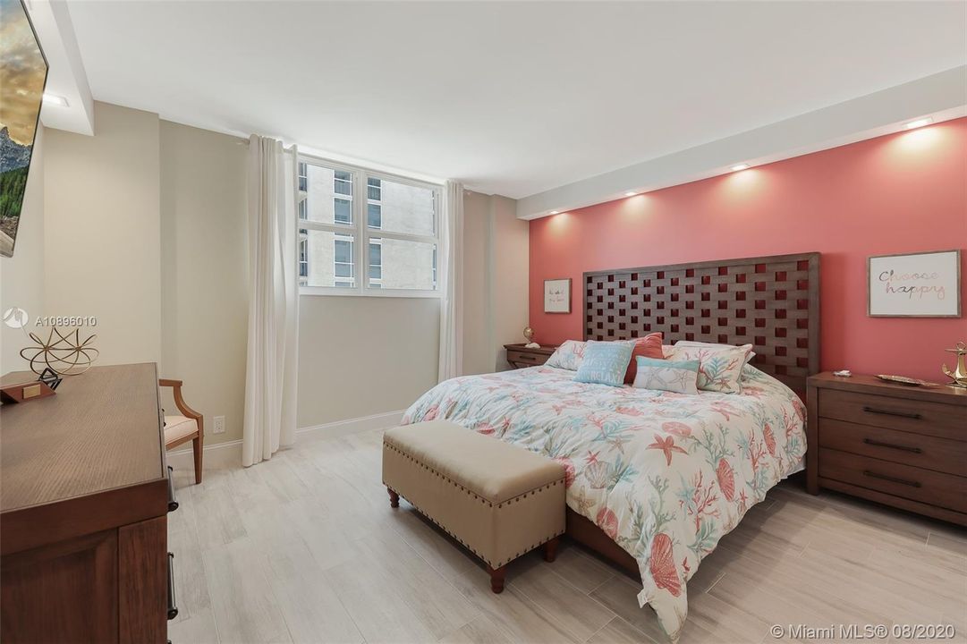 Недавно продано: $379,000 (1 спален, 1 ванн, 850 Квадратных фут)