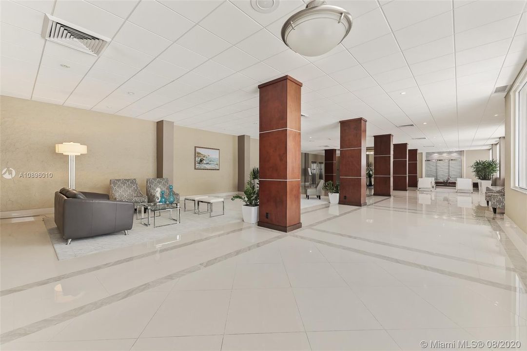 Недавно продано: $379,000 (1 спален, 1 ванн, 850 Квадратных фут)