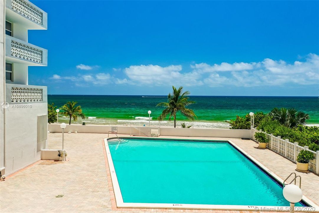 Недавно продано: $379,000 (1 спален, 1 ванн, 850 Квадратных фут)