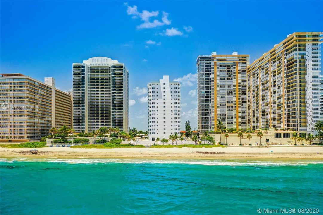 Недавно продано: $379,000 (1 спален, 1 ванн, 850 Квадратных фут)