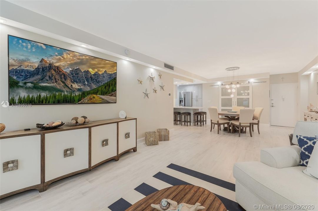 Недавно продано: $379,000 (1 спален, 1 ванн, 850 Квадратных фут)