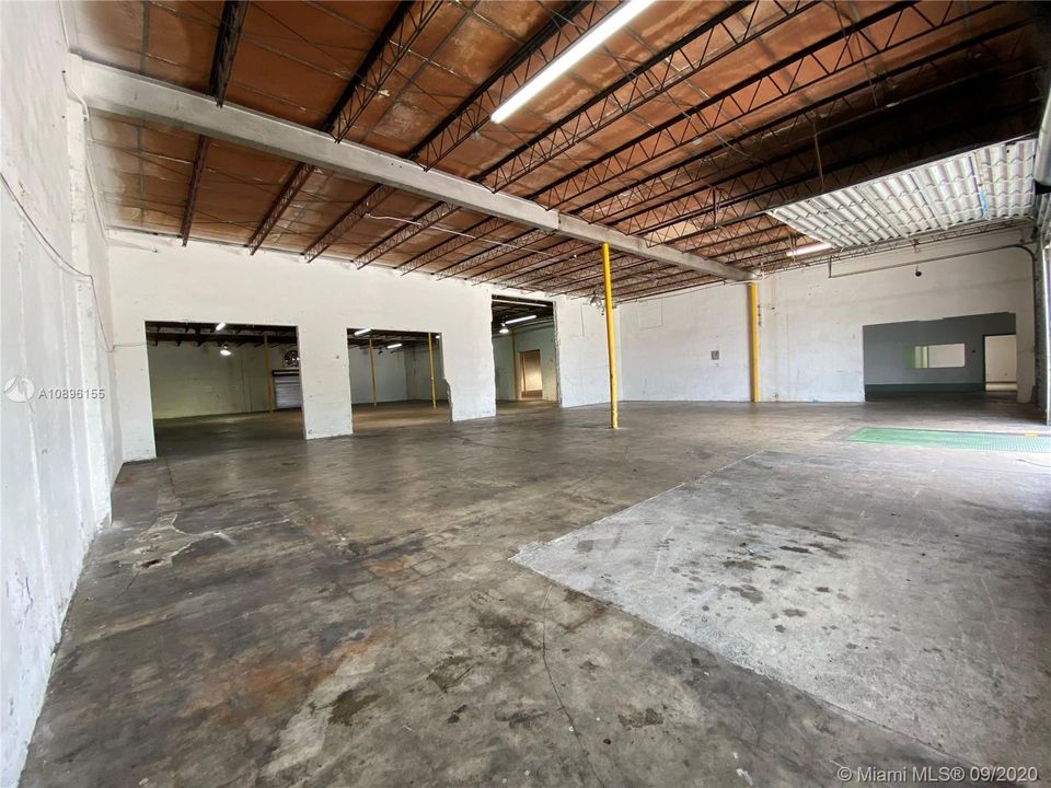 Vendido Recientemente: $1,900,000 (0 camas, 0 baños, 16982 Pies cuadrados)