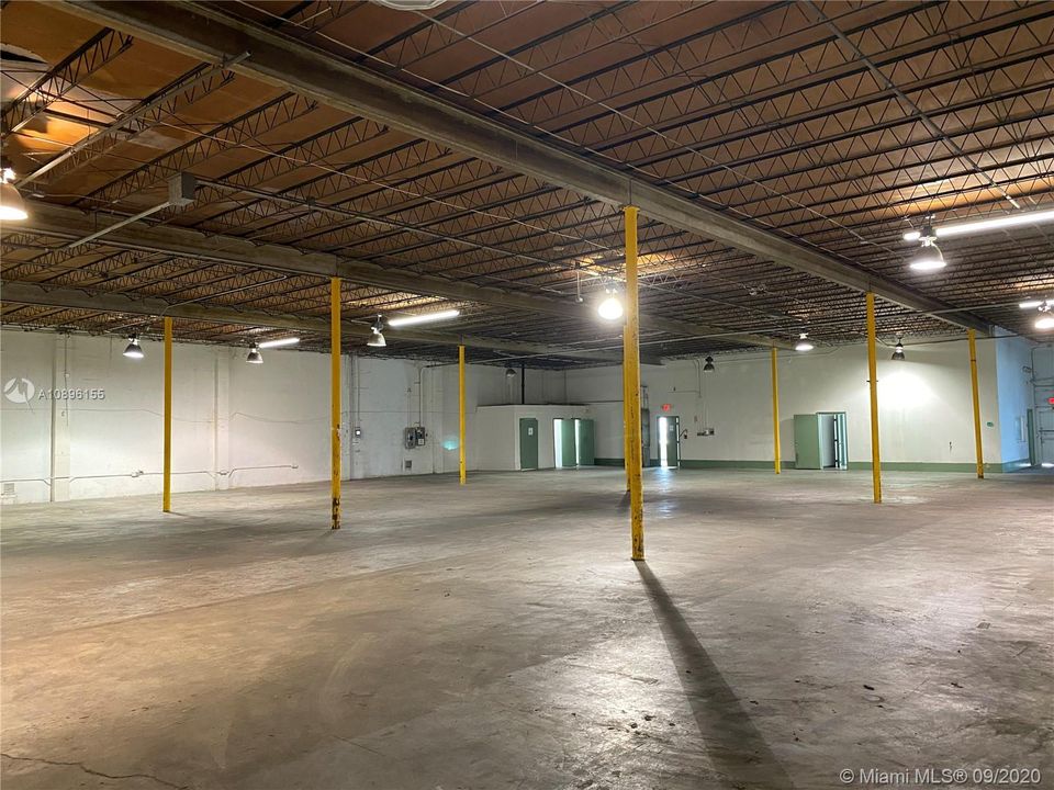 Vendido Recientemente: $1,900,000 (0 camas, 0 baños, 16982 Pies cuadrados)