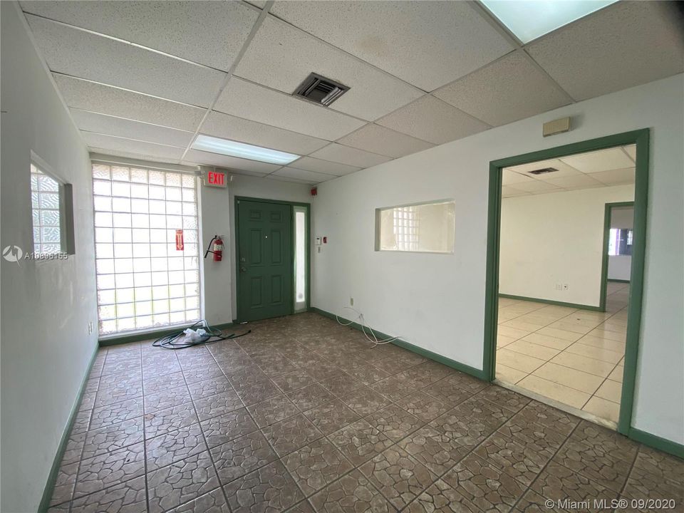 Vendido Recientemente: $1,900,000 (0 camas, 0 baños, 16982 Pies cuadrados)
