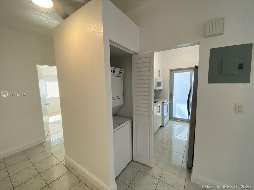 Недавно арендовано: $1,595 (2 спален, 2 ванн, 750 Квадратных фут)