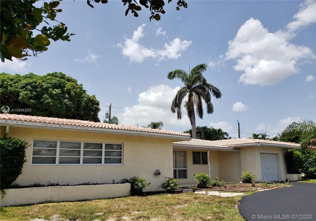Vendido Recientemente: $439,000 (2 camas, 2 baños, 1458 Pies cuadrados)