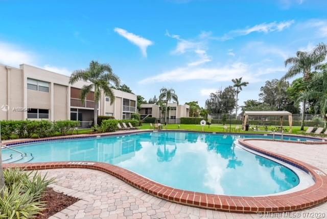 Recently Rented: $2,400 (3 beds, 2 baths, 1443 Square Feet)