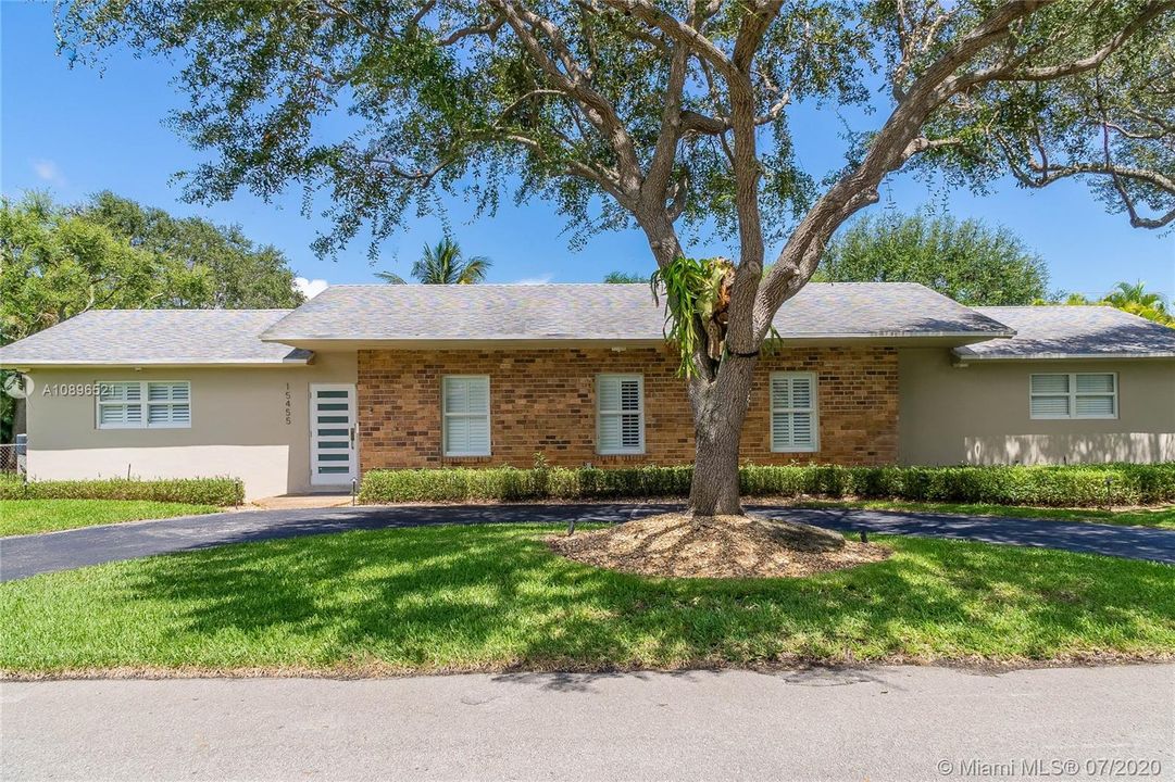 Vendido Recientemente: $775,000 (4 camas, 3 baños, 2679 Pies cuadrados)