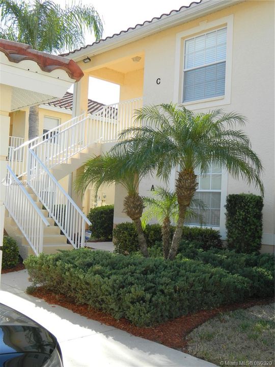 Vendido Recientemente: $229,000 (3 camas, 2 baños, 1383 Pies cuadrados)