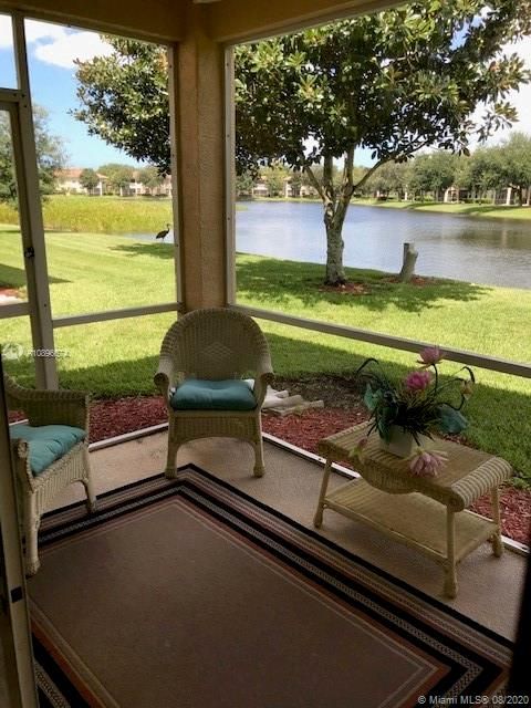Vendido Recientemente: $229,000 (3 camas, 2 baños, 1383 Pies cuadrados)