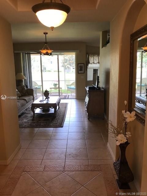 Vendido Recientemente: $229,000 (3 camas, 2 baños, 1383 Pies cuadrados)
