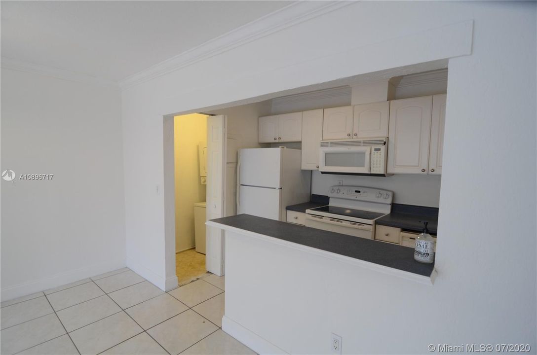 Recently Sold: $169,500 (2 beds, 2 baths, 1060 Square Feet)