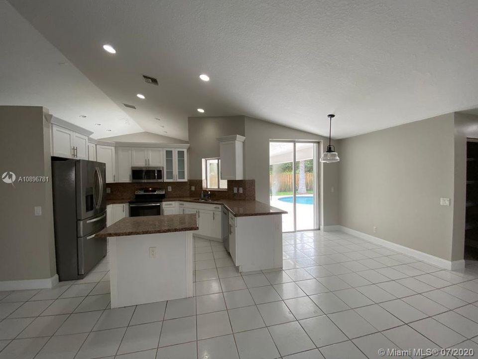 Recently Rented: $3,800 (4 beds, 2 baths, 2322 Square Feet)