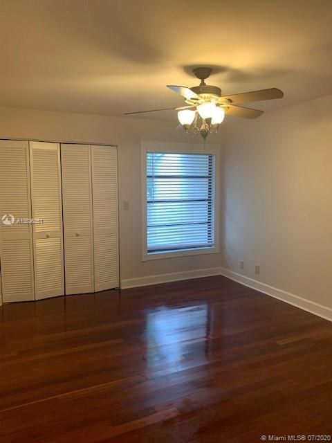 Recently Rented: $2,295 (3 beds, 2 baths, 1640 Square Feet)