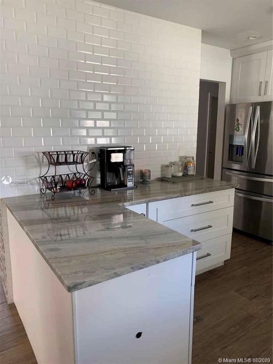 Recently Rented: $2,895 (3 beds, 2 baths, 1596 Square Feet)
